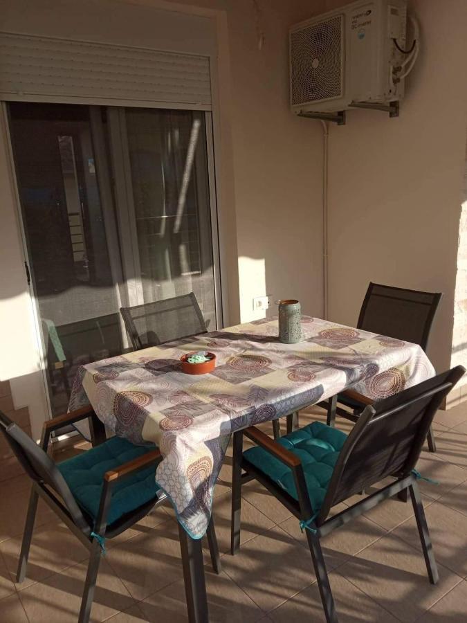 Avellana Luxury Suites Лептокария Екстериор снимка